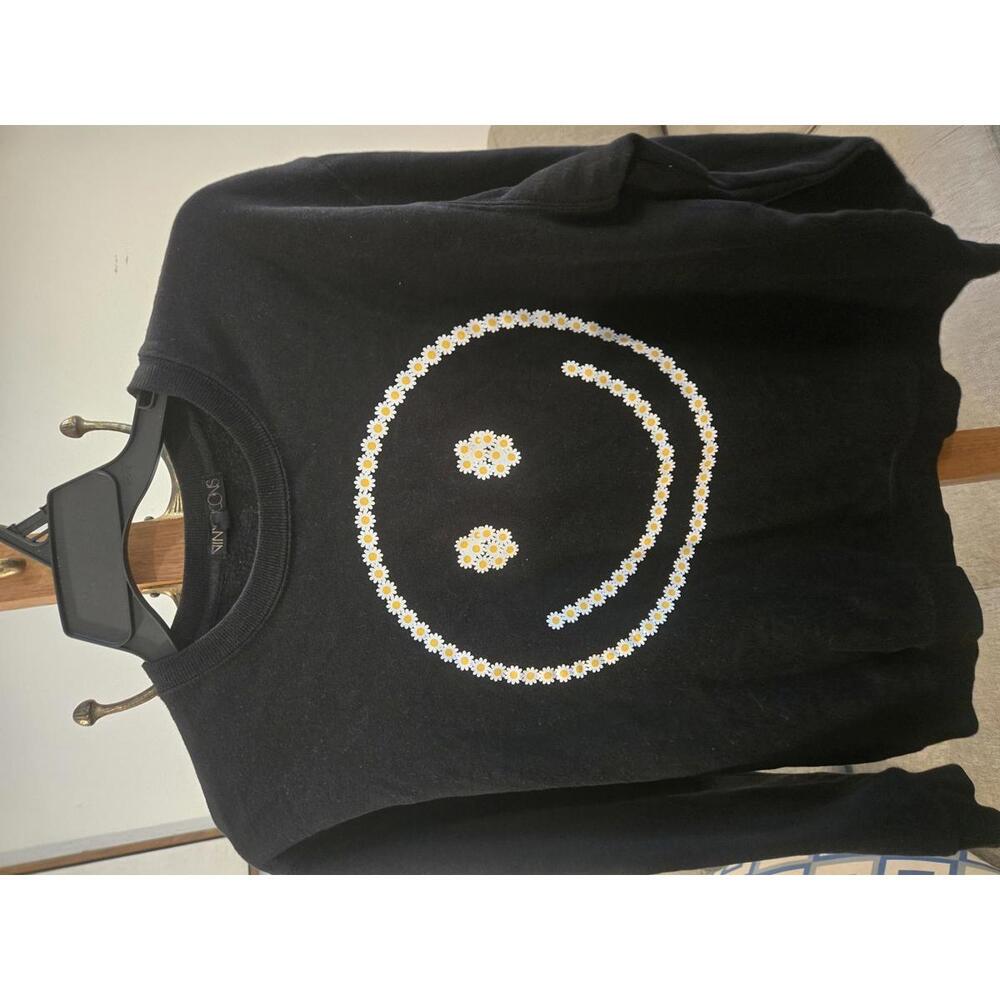 The Vinyl Icons Black  Daisy Smile Design